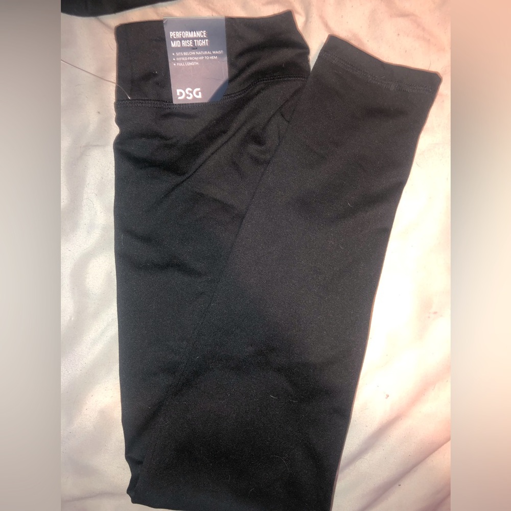 Performance mid rise tight leggings